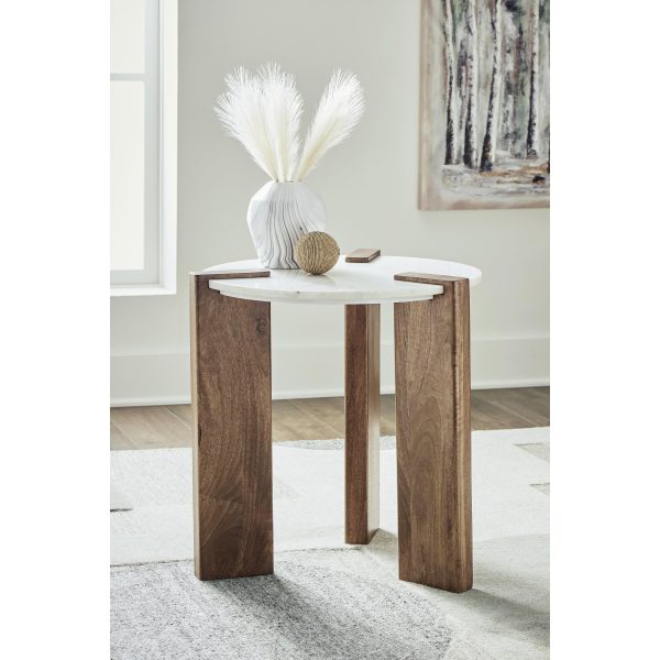 Signature Design by Ashley Isanti End Table T652-6 For Sale